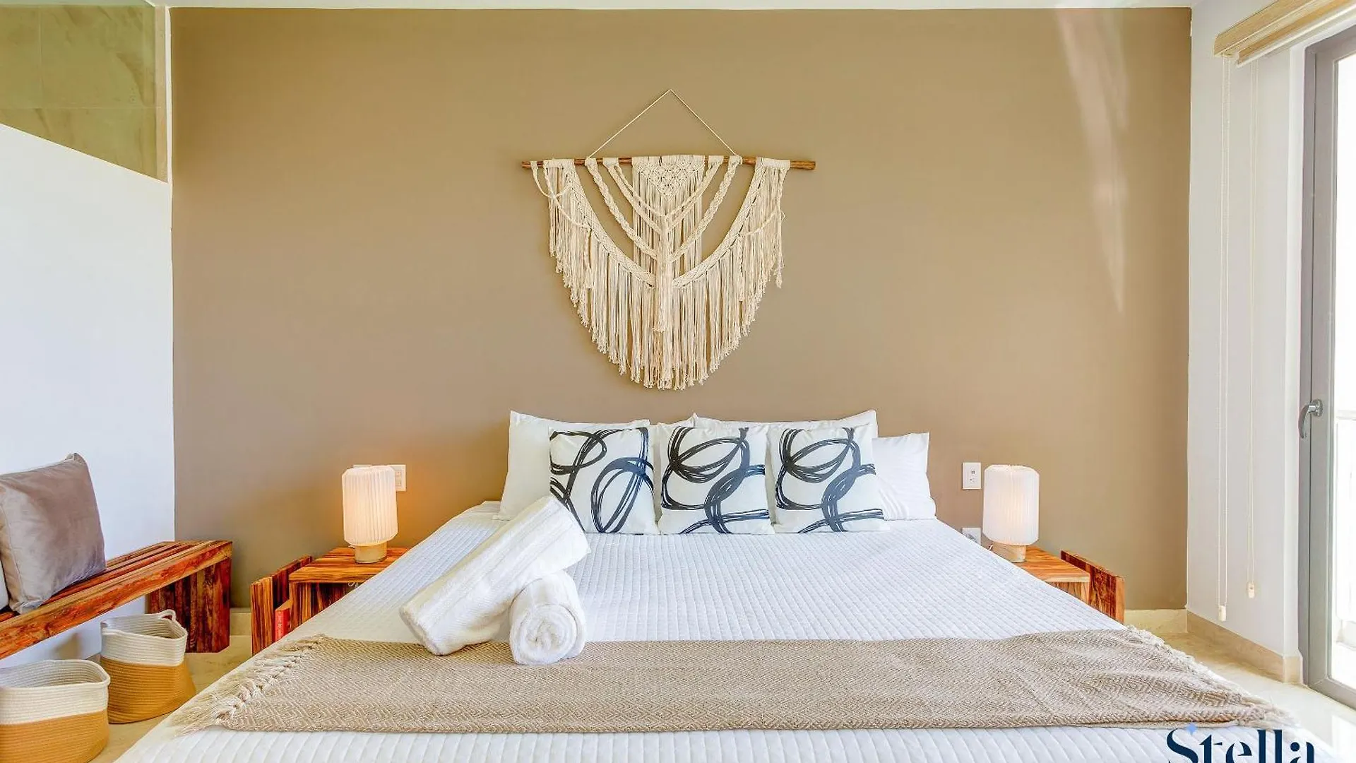 New Complex Resort Style With Amenities Near Downtown 7Min Playa del Carmen